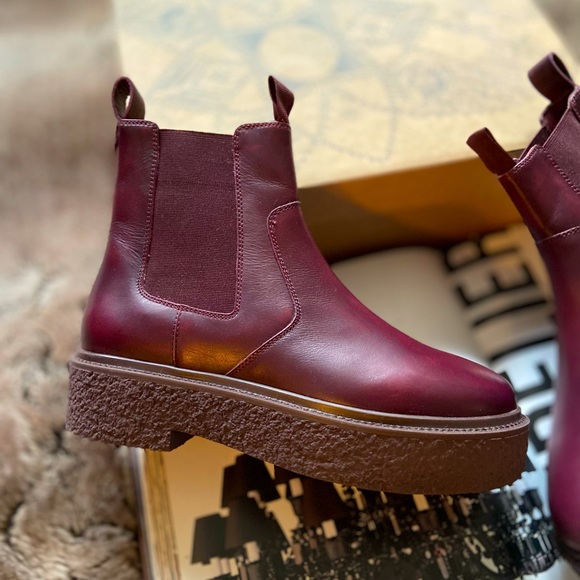 Free People Carmel Chelsea Boots - Picture 12 of 14